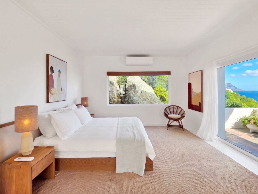 To Let 7 Bedroom Property for Rent in Bantry Bay Western Cape